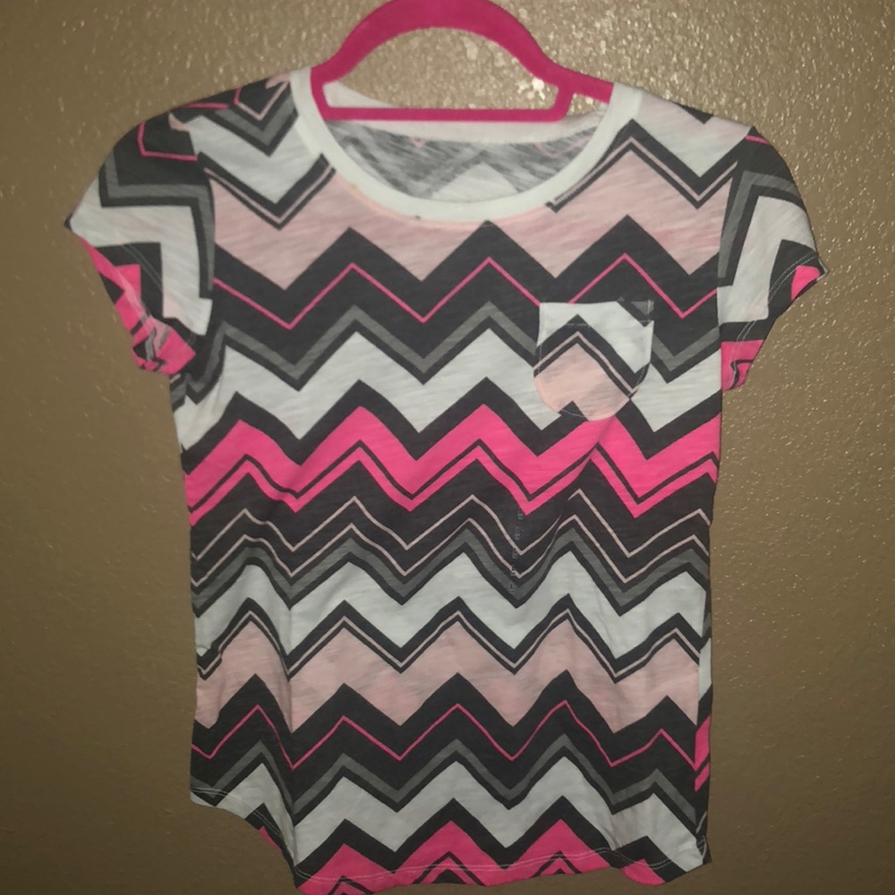 Chevron shirt size 14